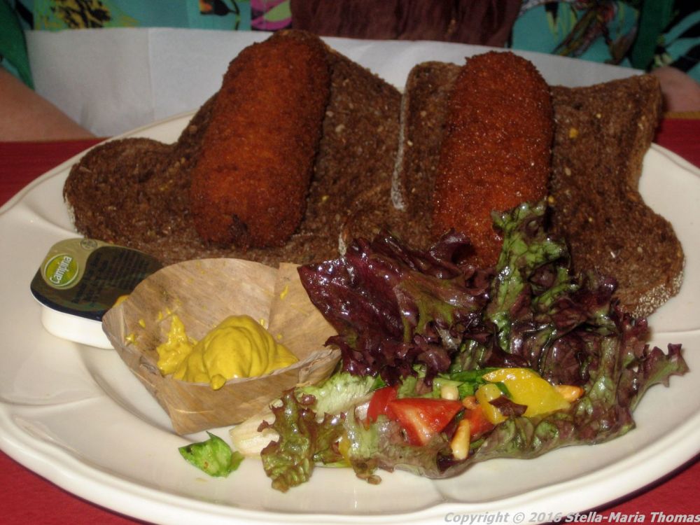 bosch-art-centre-brasserie-croquettes-002_25681668865_o