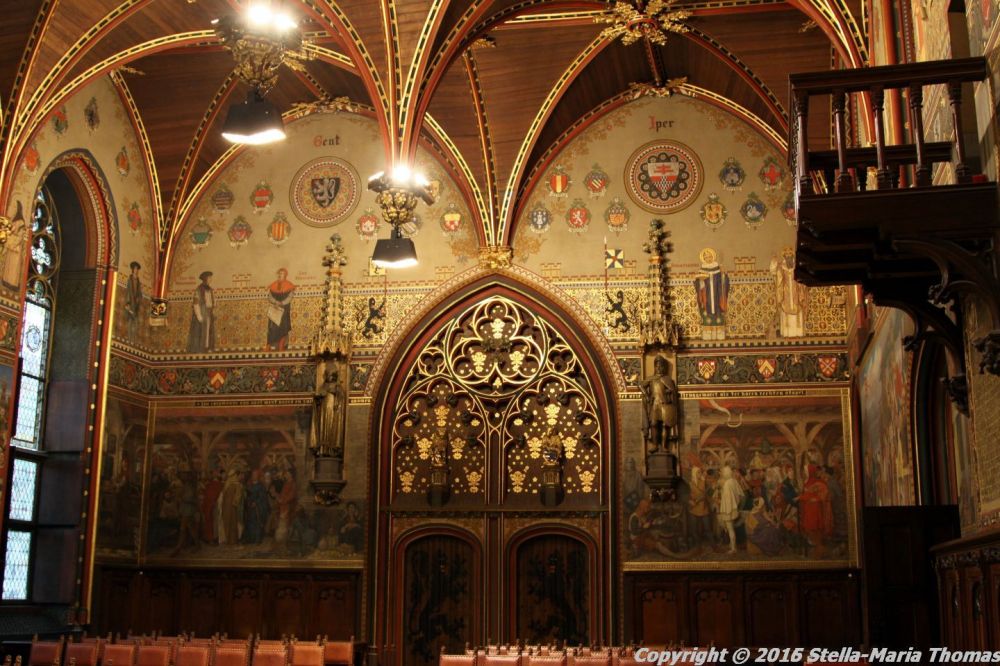 bruges-city-hall-014_23687430212_o