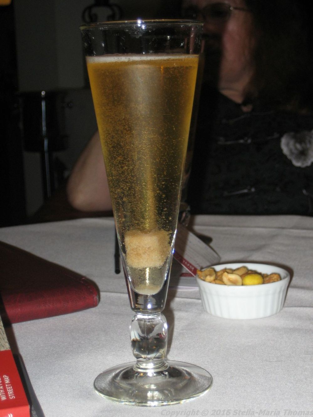 hotel-de-medici-classic-champagne-cocktail-001_23795828045_o