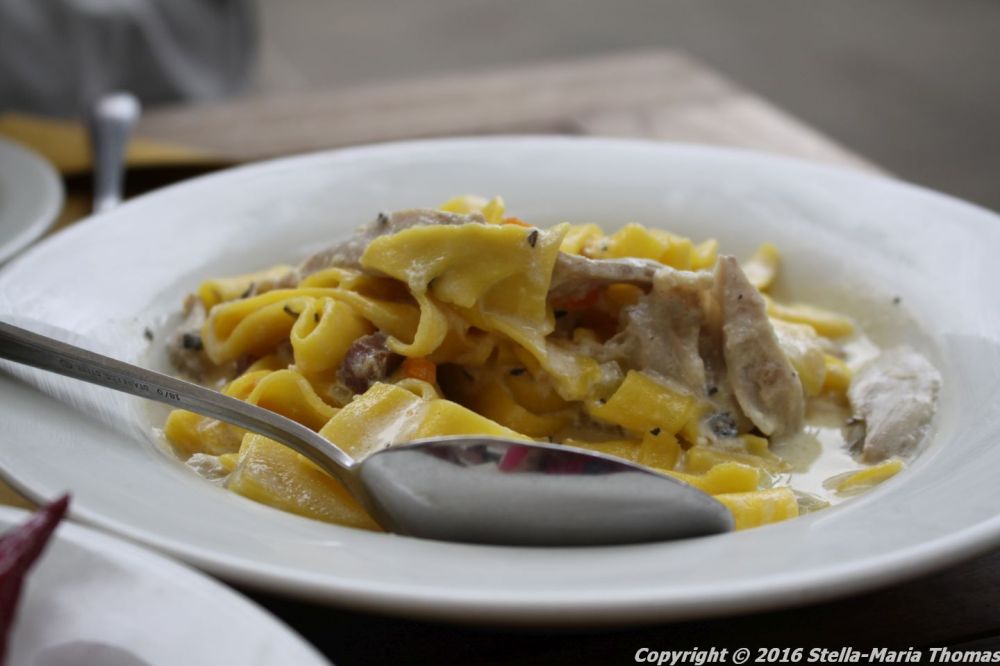 POLPO, FRESH PAPPARDELLE, RABBIT AND PANCETTA RAGU 006