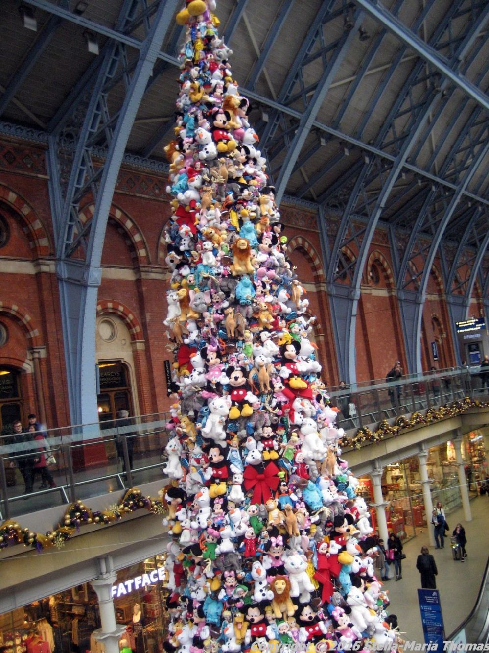 searcys-champagne-bar-disturbing-disney-tree-001_23795776275_o