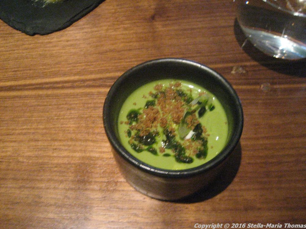 lautre-pied-chilled-pea-mint-soup-ricotta-lemon-spring-onion-002
