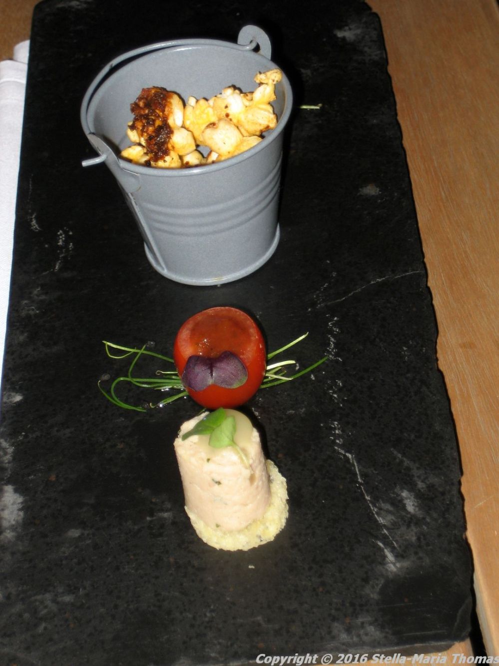 MURRAYS, CANAPES 001