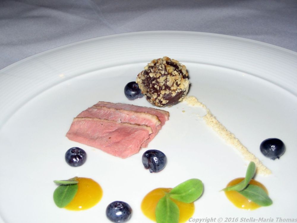 MURRAYS, SMOKED DUCK, PASSIONFRUIT, FOIE GRAS IN CHOCOLATE 007