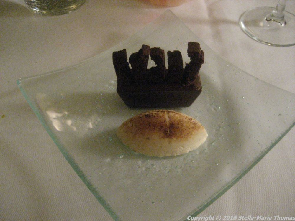 vine-house-october-2016-chocolate-and-olive-oil-terrine-salted-caramel-ice-cream-011