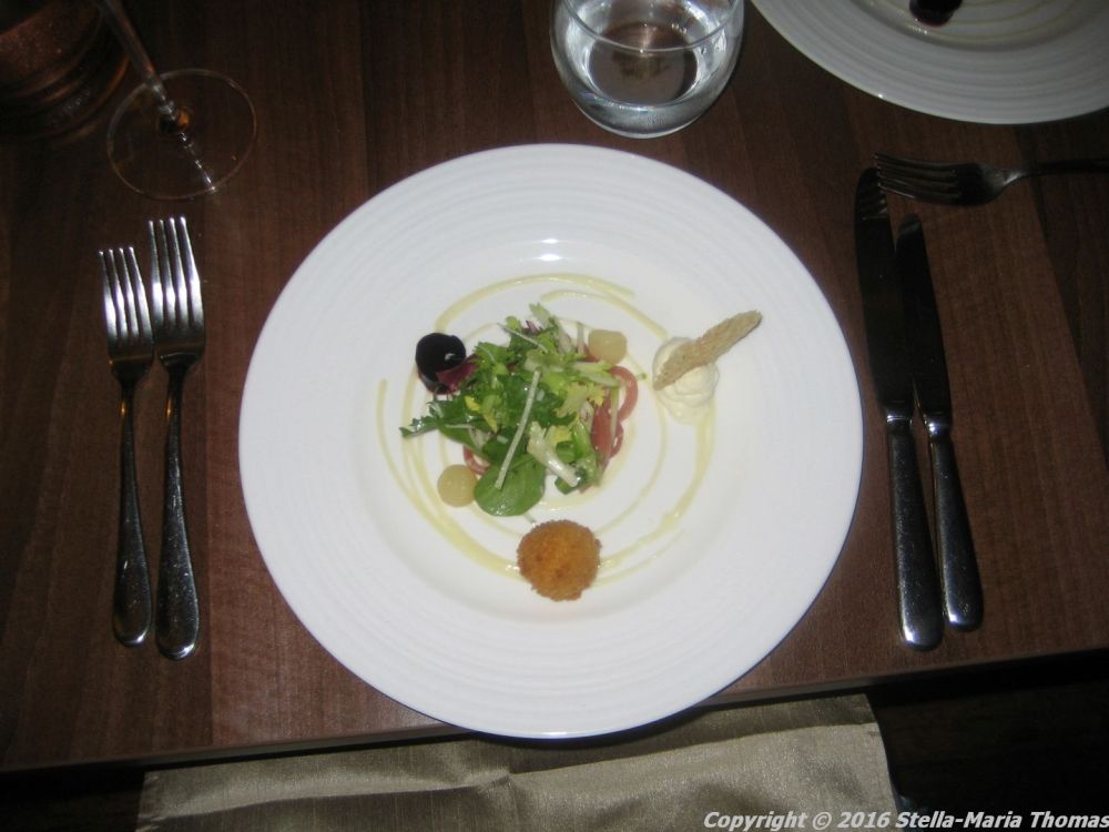 rascills-october-2016-smoked-speck-ham-beetroot-crispy-mozzarella-apple-008