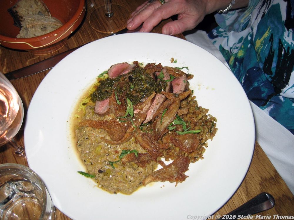 moro-charcoal-grilled-lamb-with-slow-cooked-leeks-farika-deep-fried-oyster-mushrooms-and-hot-mint-sauce-010