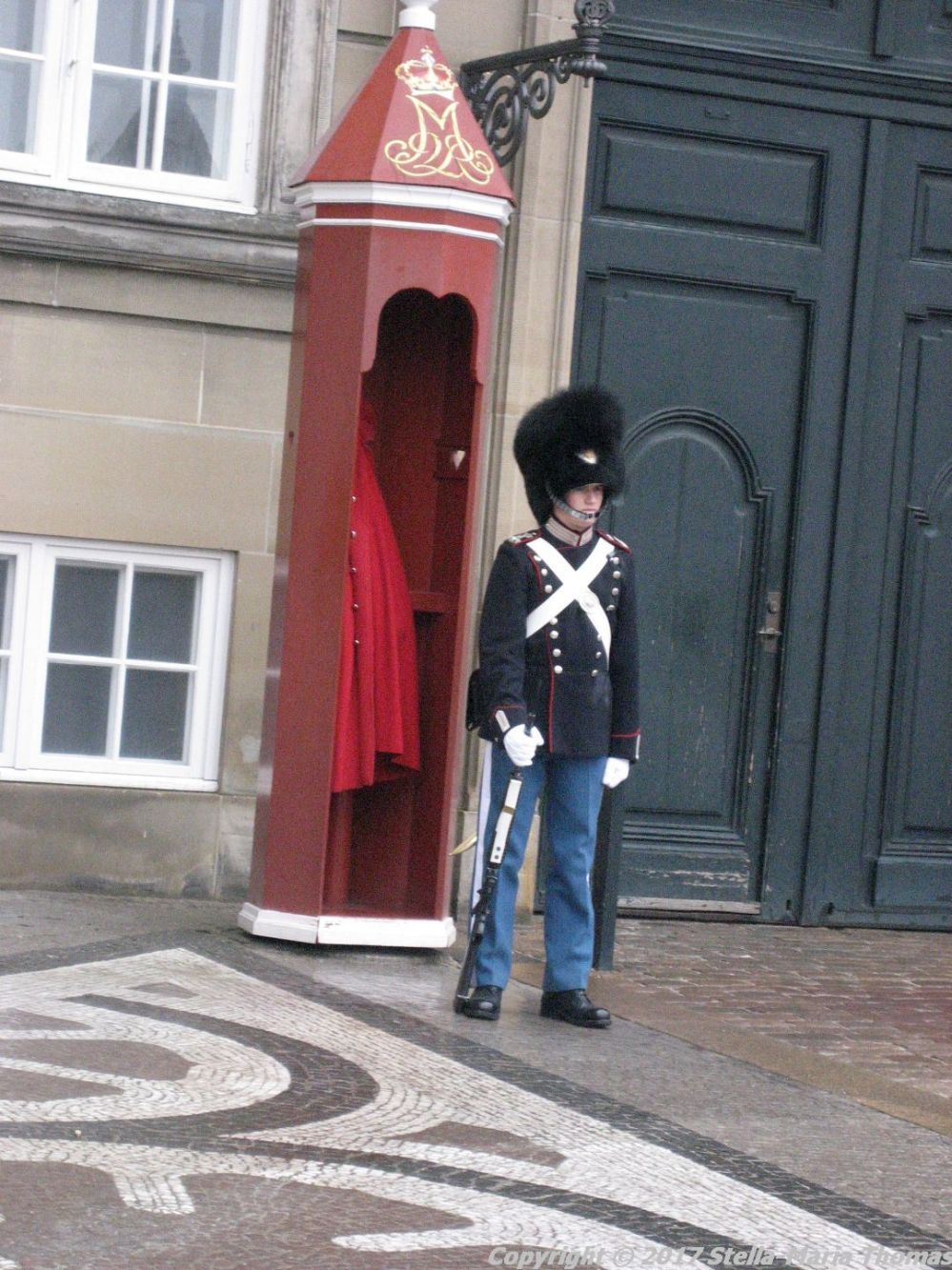 changing-the-guard-at-amalienborg-024