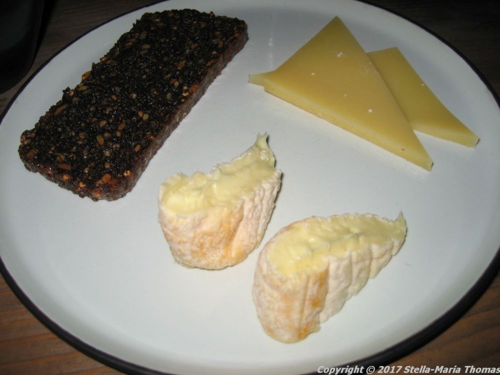 nabo-two-good-cheeses-butter-fried-rye-bread-fermented-honey-009