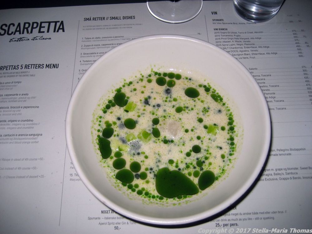 scarpetta-mussel-soup-scallops-kohlrabi-apple-and-dill-003