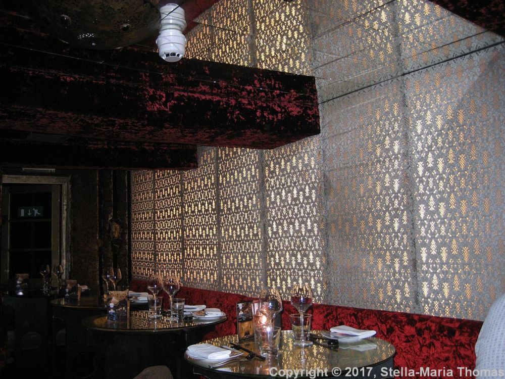 CRAZY BEAR, STADHAMPTON 019