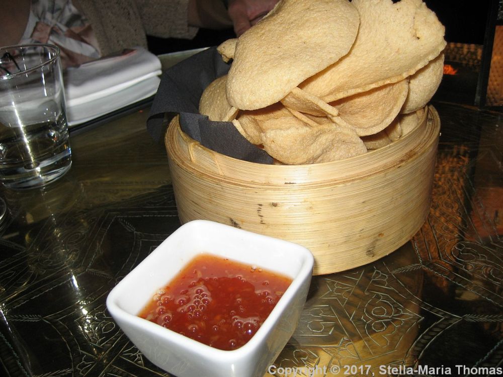 CRAZY BEAR, STADHAMPTON, SHRIMP CRACKERS, SWEET CHILLI DIPPING SAUCE 010