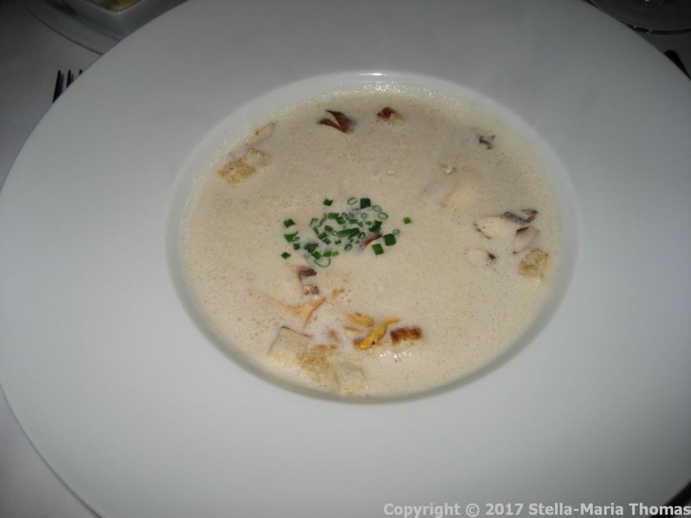 RESTAURANT PRUEMER GANG - WILD MUSHROOM SOUP 003