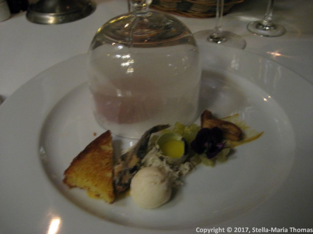 WENTZL, POLISH STEAK TARTARE, PICKLED CUCUMBER, SARDINE, MUSHROOMS, BRIOCHE POLISH BURSZTYN CHEESE, OAK SMOKE 004