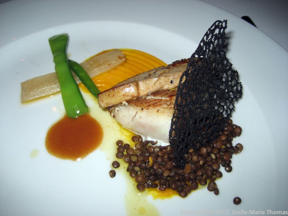 WENTZL, REDFISH FILLET, SQUID INK CHIPS, SALSIFY WITH ANISE, FISH SAUCE 009