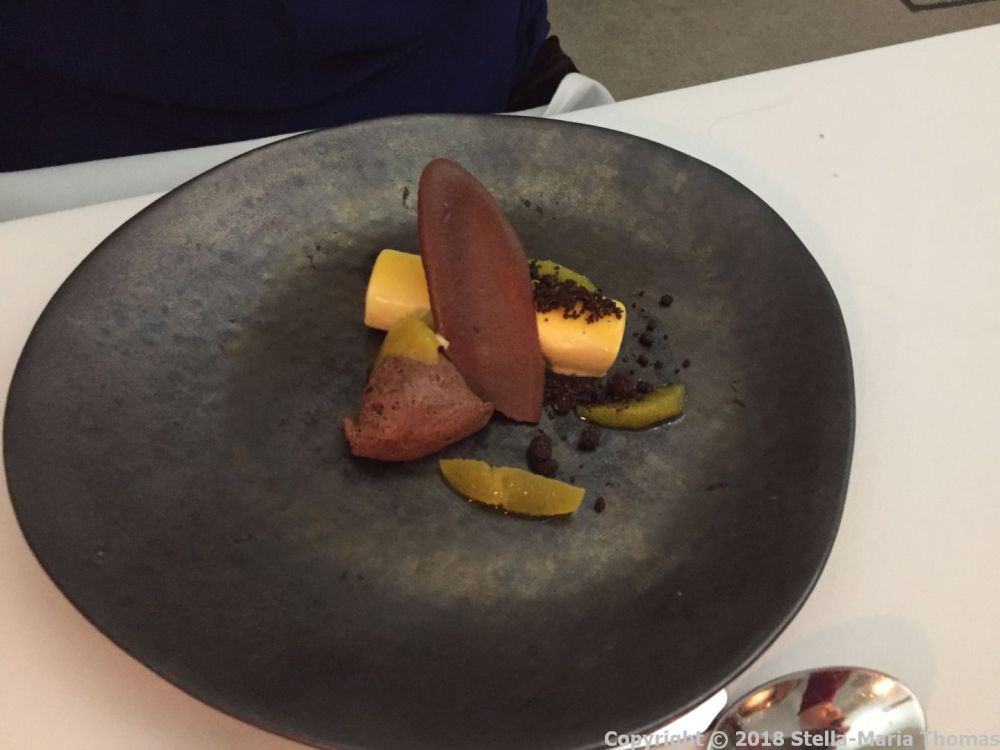 HIBISCUS, DARK CHOCOLATE AND ORANGE 010