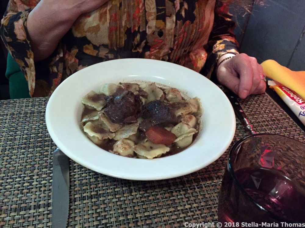 LE MICHEL ANGE, VENCE, RAVIOLI WITH DAUBE DU BOEUF SAUCE 004