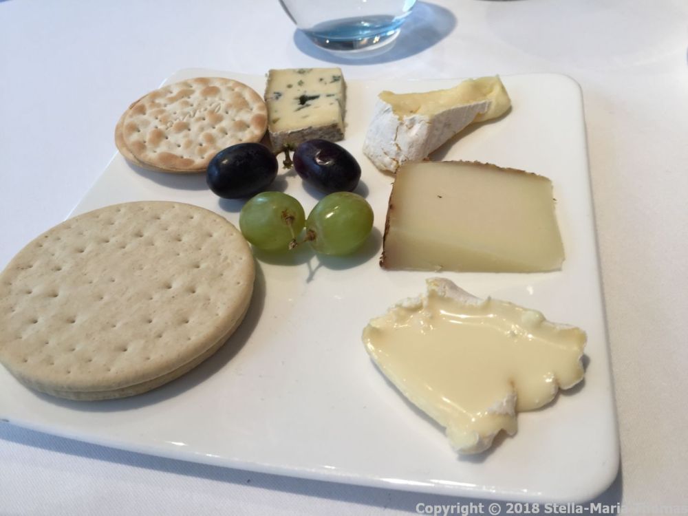LAUNCESTON PLACE, CHEESE AND CRACKERS 012