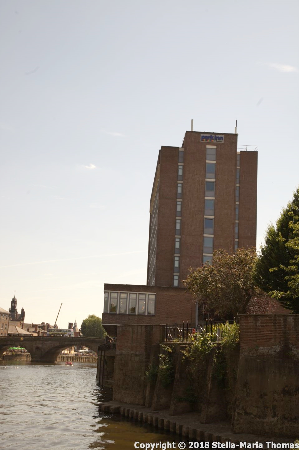 YORK. RIVER CRUISE 036