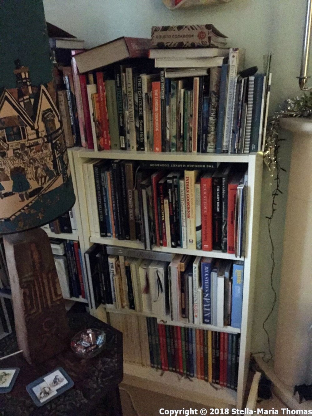 COOKBOOK CUPBOARD 003