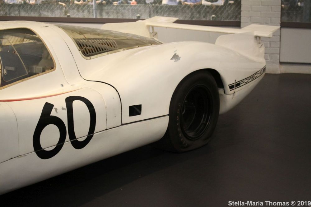 SCHLUMPF COLLECTION 681